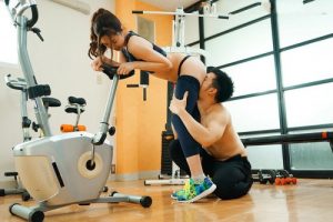 Xin chồng đi tập gym để được gặp anh PT điển trai