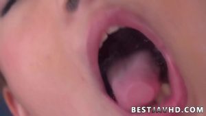 Con hàng dâm bú liếm rồi tự sướng bắng sextoy quá đã