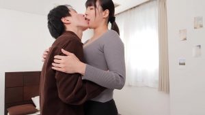 Hôn nhau cùng em yêu dâm đãng nứng lồn quá đã