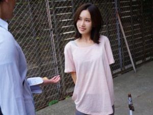 Chịch cô chủ nhà dâm sướng nứng vô cùng