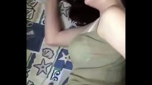 Nhậu say thì em luôn thích được bạn nhậu địt thật sâu và mạnh