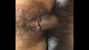 Địt em Thảo xinh gái lồn to khi chồng đì làm xa nhà