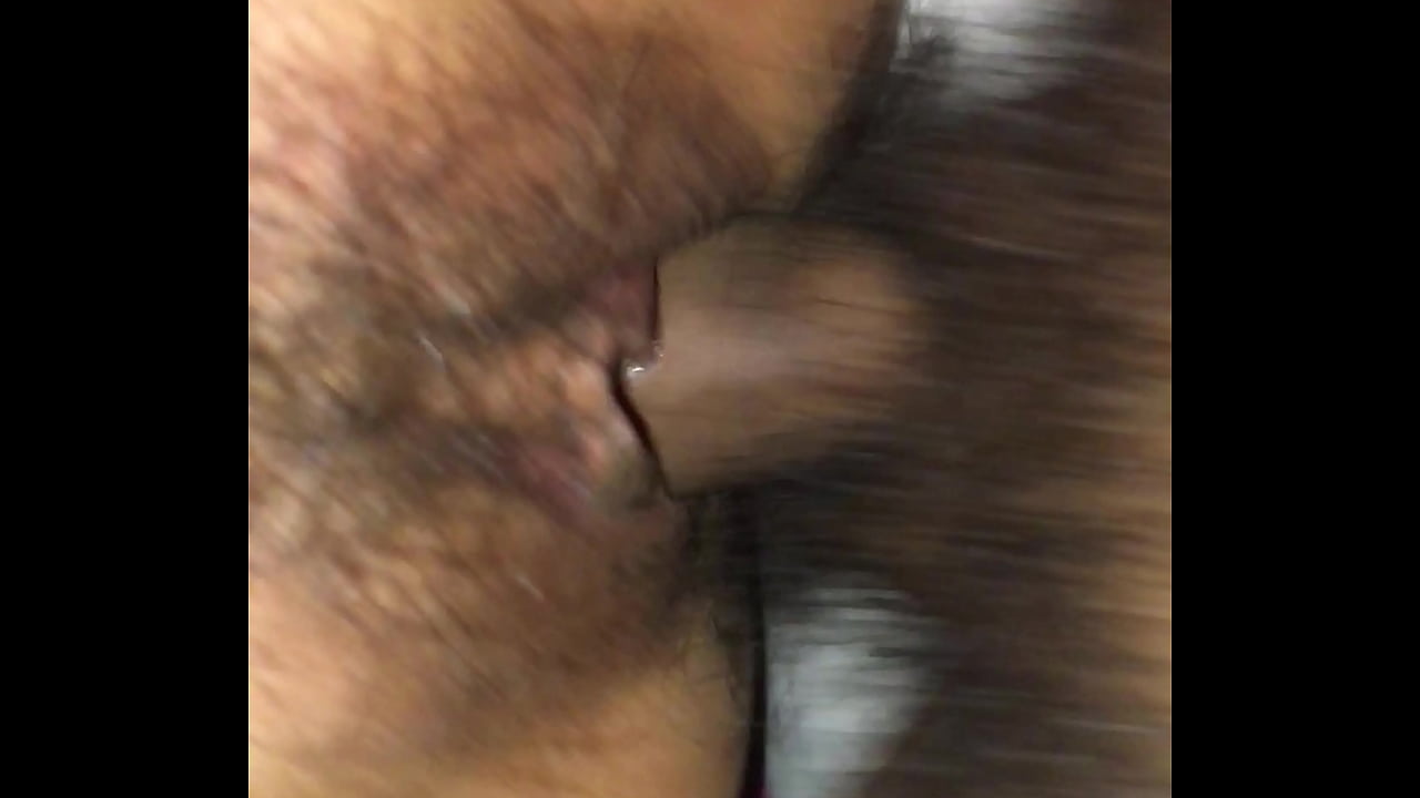 Địt em Thảo xinh gái lồn to khi chồng đì làm xa nhà