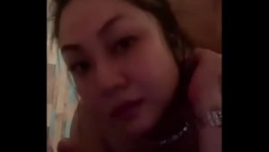 Lái máy bay U40 vú bự lồn múp ngon phê không lối về