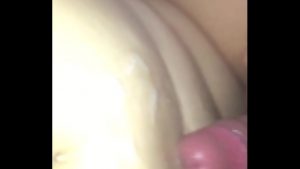 Chịch đút cô chị múp dâm sướng bắn tinh