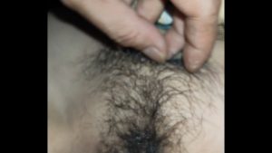 Nghịch lồn cô em dâm ngon khiêu gợi