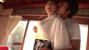 Chịch bóp vếu cô vợ hàng xóm dâm đã cực phê